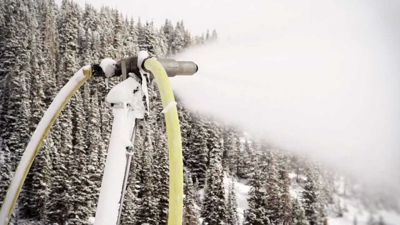 Snow Guns